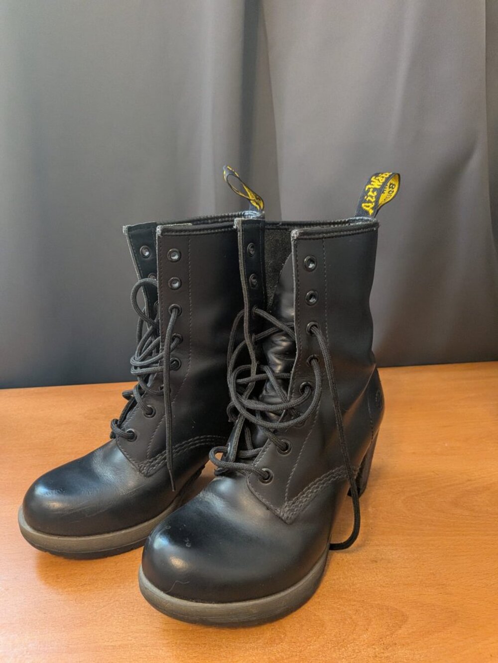Dr Martens Kendra Women's Black Leather Heeled Platform Lace-Up Ankle Boots SIZE